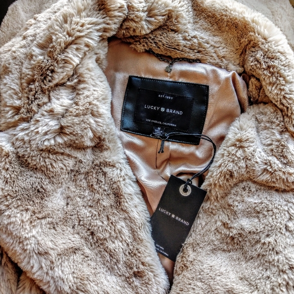 🔥LAST 1🔥NWT LUCKY BRAND TEDDY COAT - Picture 2 of 9
